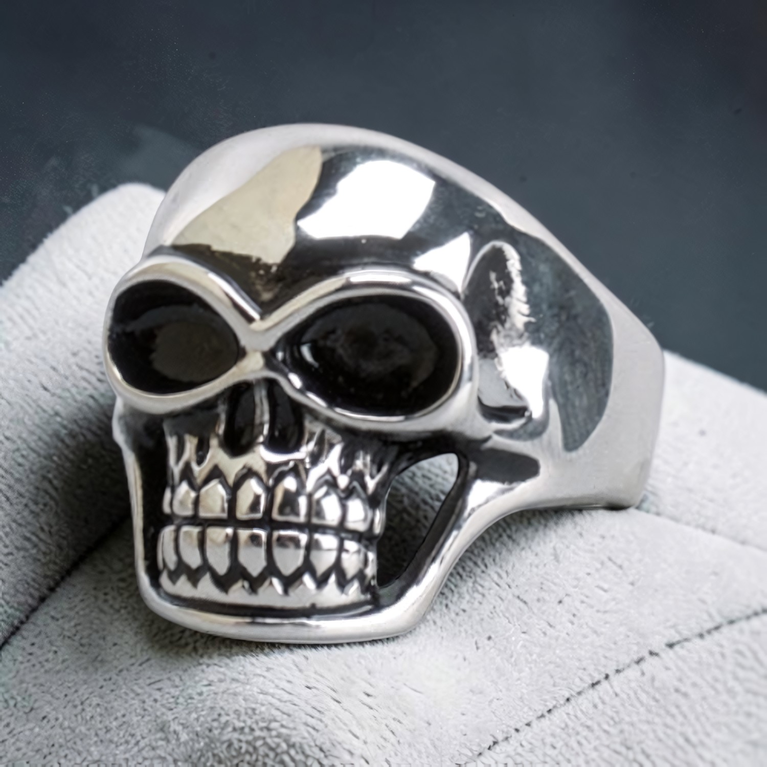 Ring Skull aus Edelstahl – Toms-Silver Schmuck