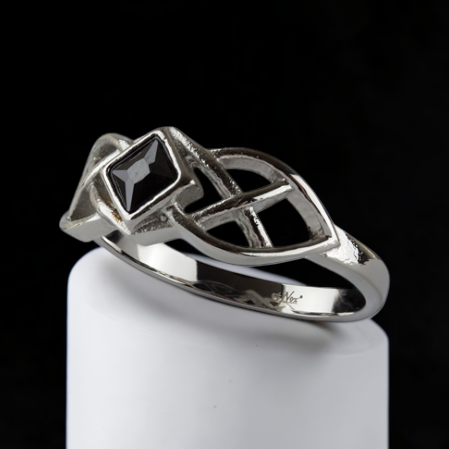 Ring Keltischer Kristall aus Edelstahl – Toms-Silver Schmuck