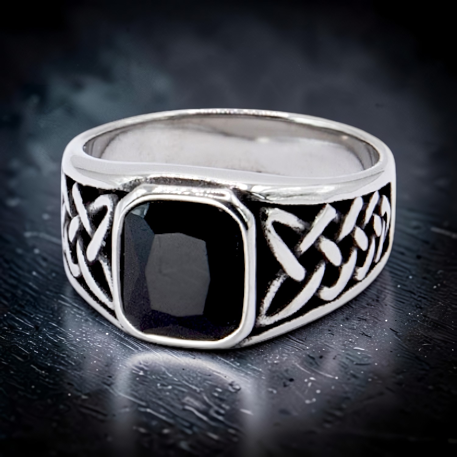 Ring Celtic Black aus Edelstahl – Toms-Silver Schmuck