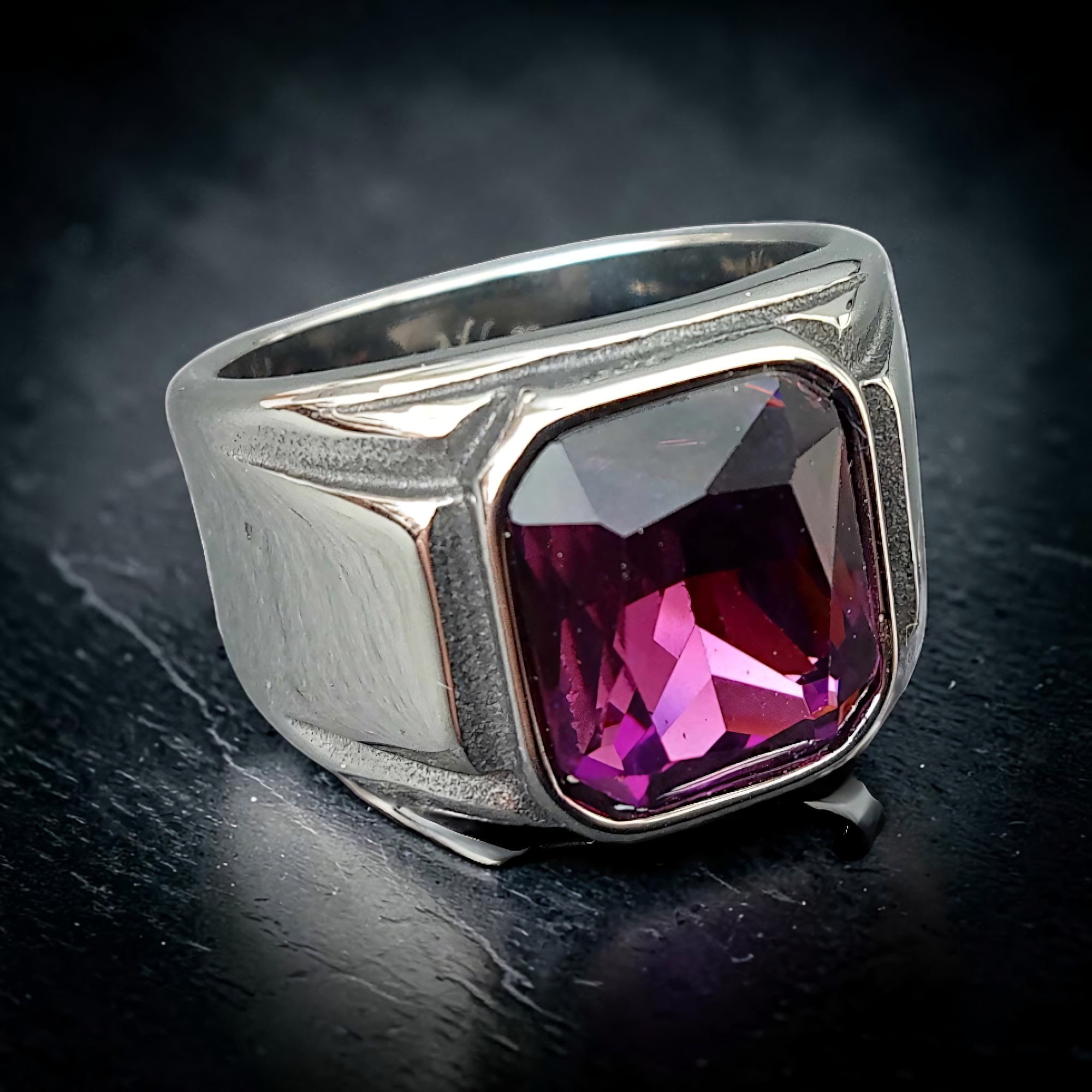 Siegelring silber mit lila Stein Ring Purple aus Edelstahl mit Zirkonia