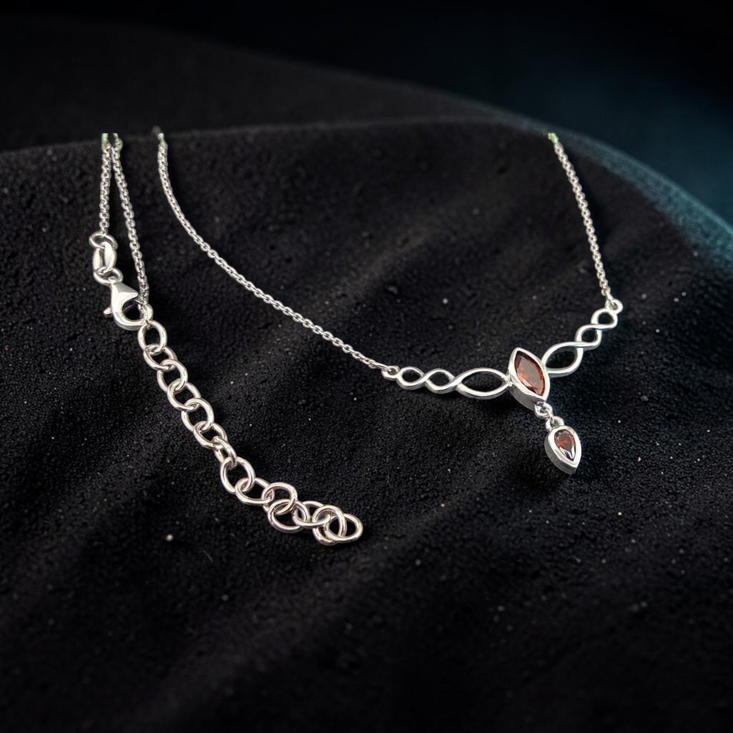 Halskette Ornament silber mit roten Steinen 925 Sterling Collier mit Zirkonia