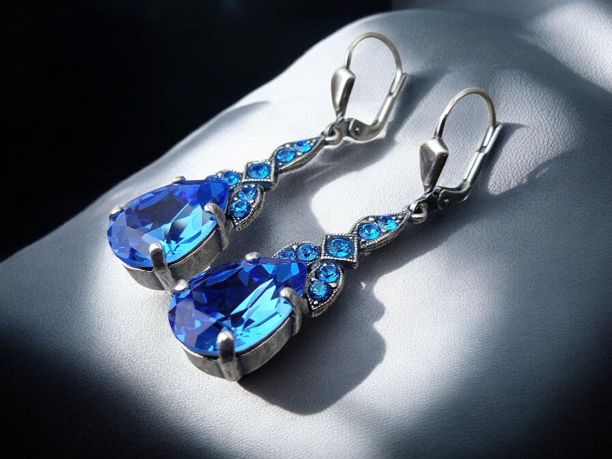 ohrringe-silber-blaue-steine-kristall-ohrhaenger-majestic-blau-kk12342960-_09