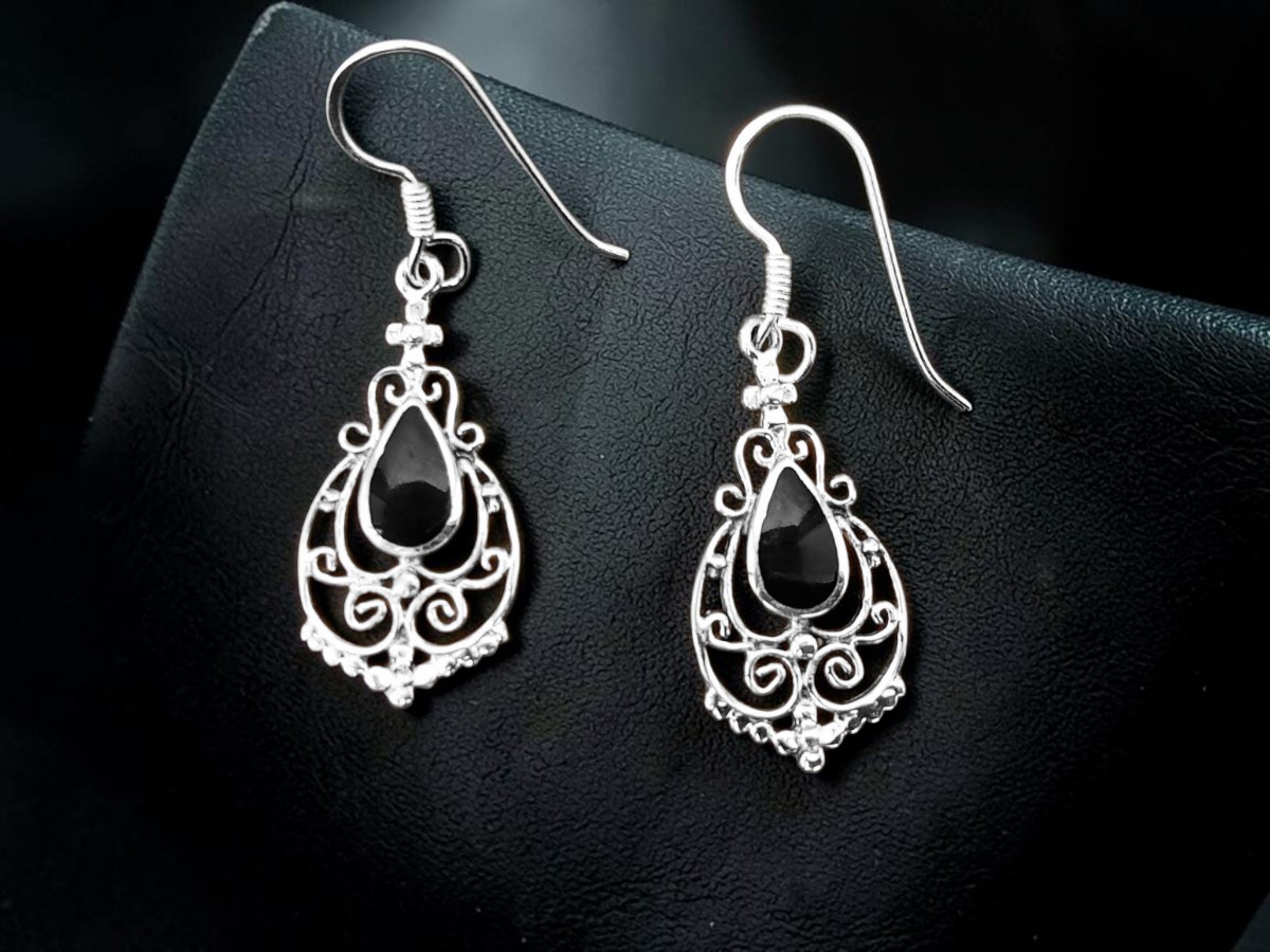 ohrringe-gothic-ornament-silber-schwarz-steine-onyx-ohrhaenger-eo1193-A