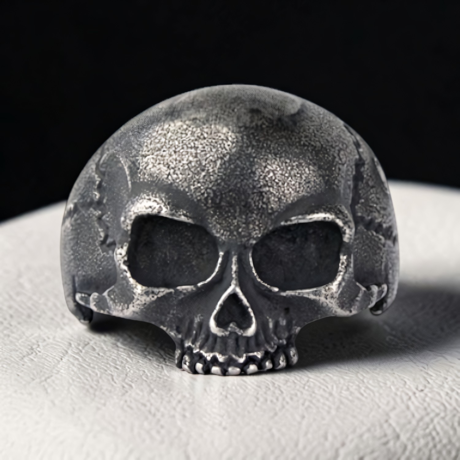 Ring Gun Metal Skull aus Edelstahl – Toms-Silver Schmuck