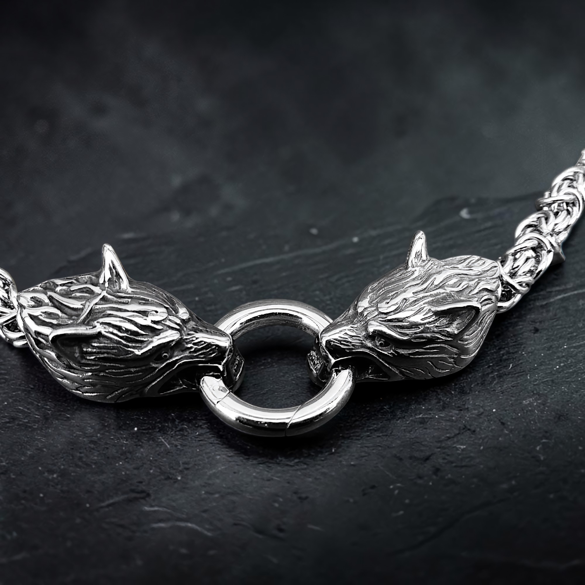 Wolf Halskette mit zwei Wolfsköpfen silber - Edelstahl Kette