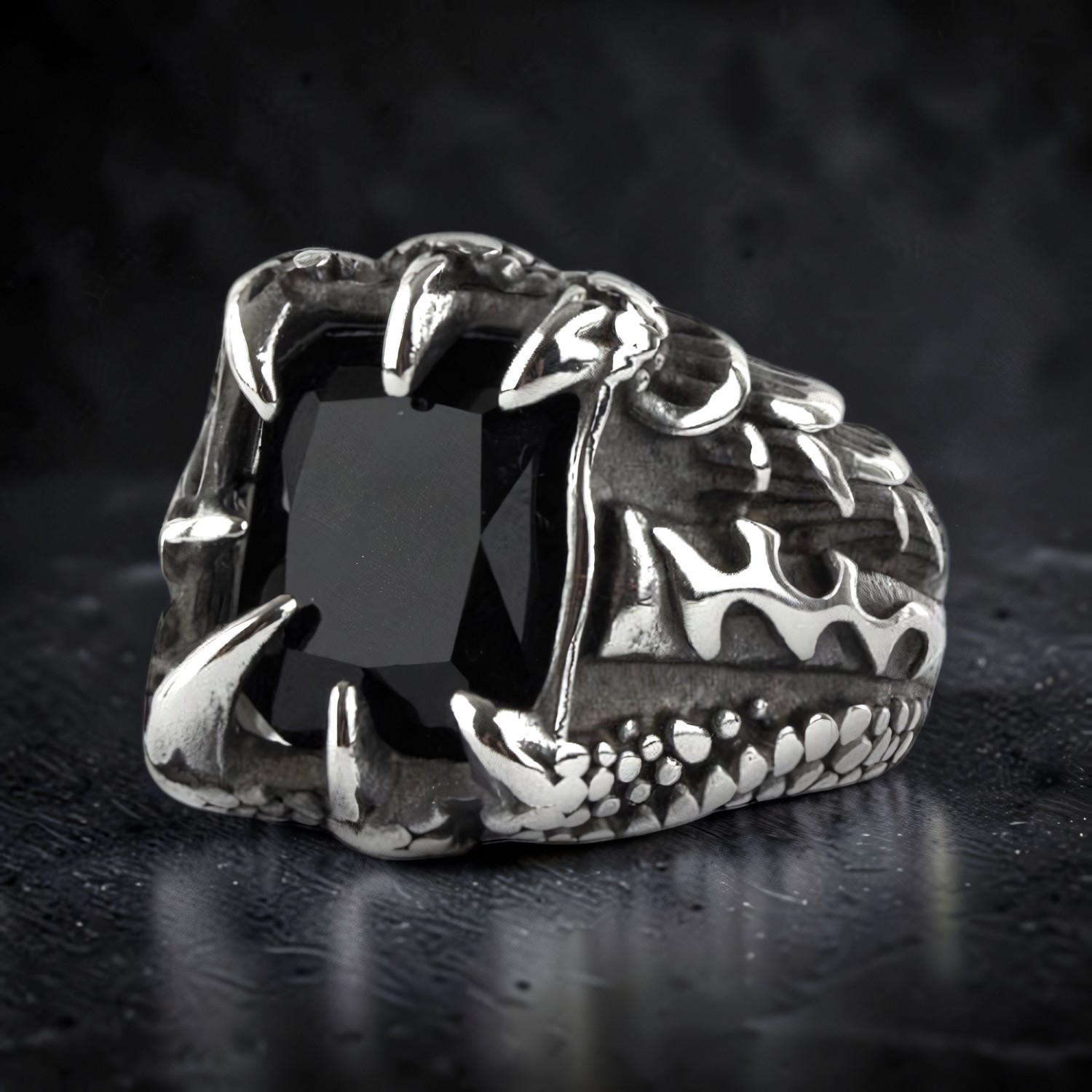 Ring Kristallklaue aus Edelstahl – Toms-Silver Schmuck