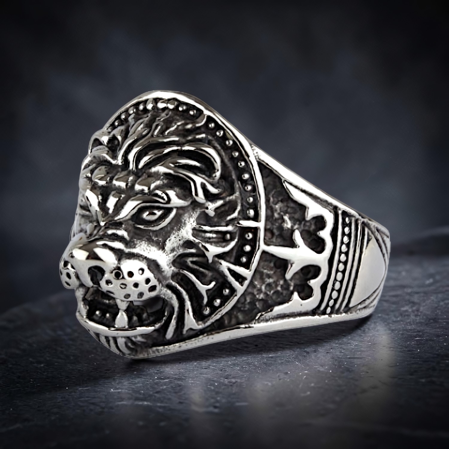 Ring Löwe aus Edelstahl – Toms-Silver Schmuck