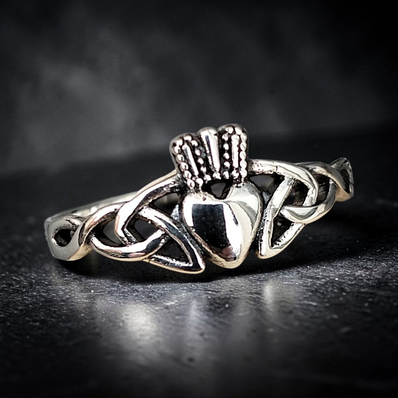 Filigraner Ring Claddagh mit Herz Krone Hände - 925 Sterling Silber