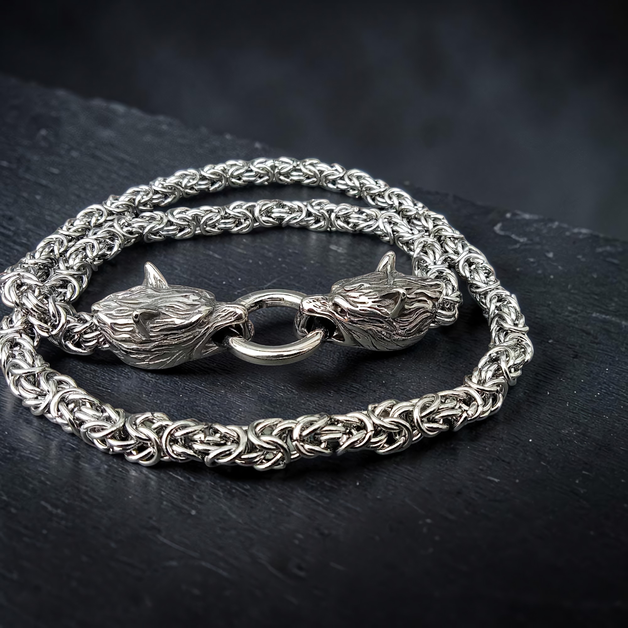 Halskette Wolf mit zwei Wolfsköpfen silber - Edelstahl