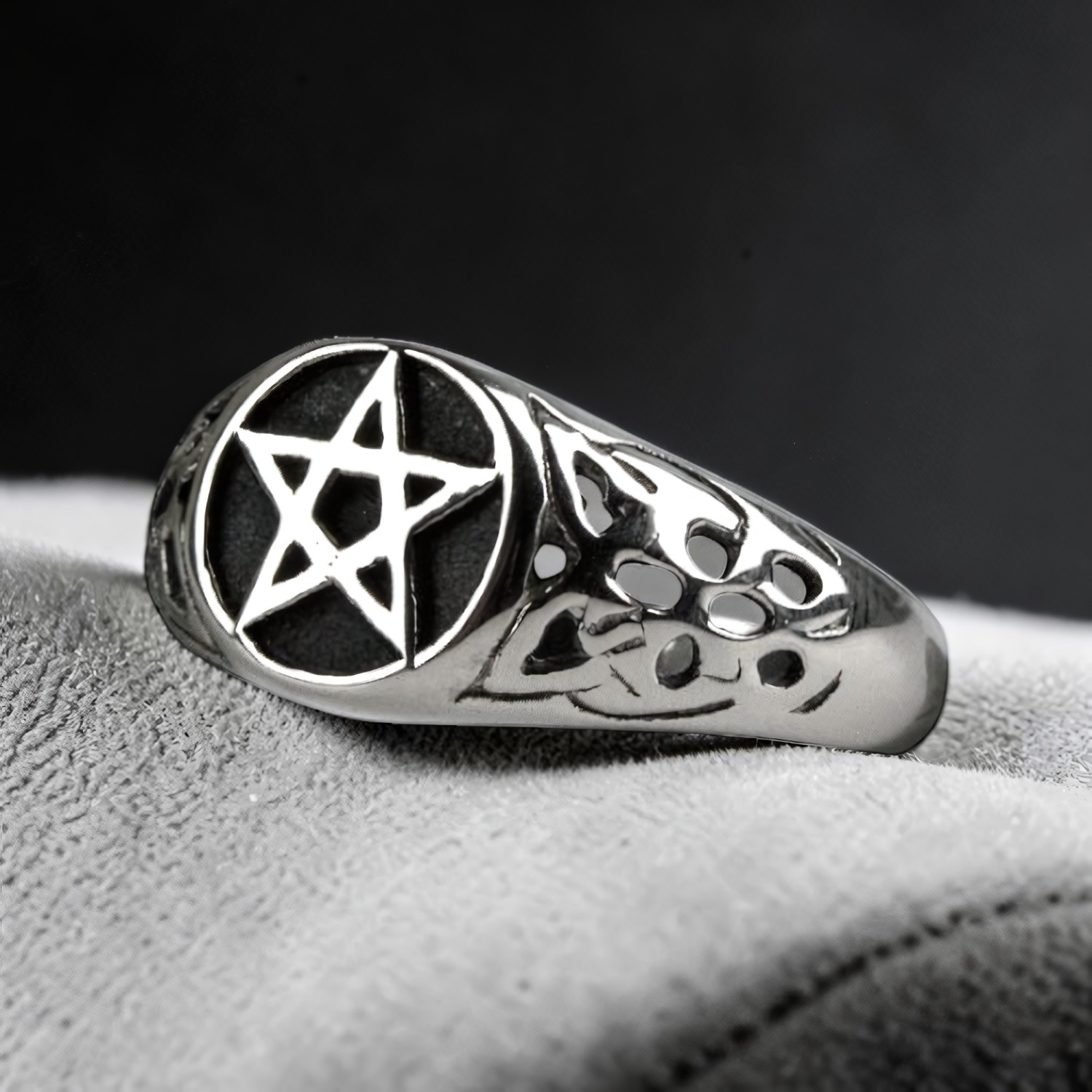 Ring Pentagramm aus Edelstahl – Toms-Silver Schmuck