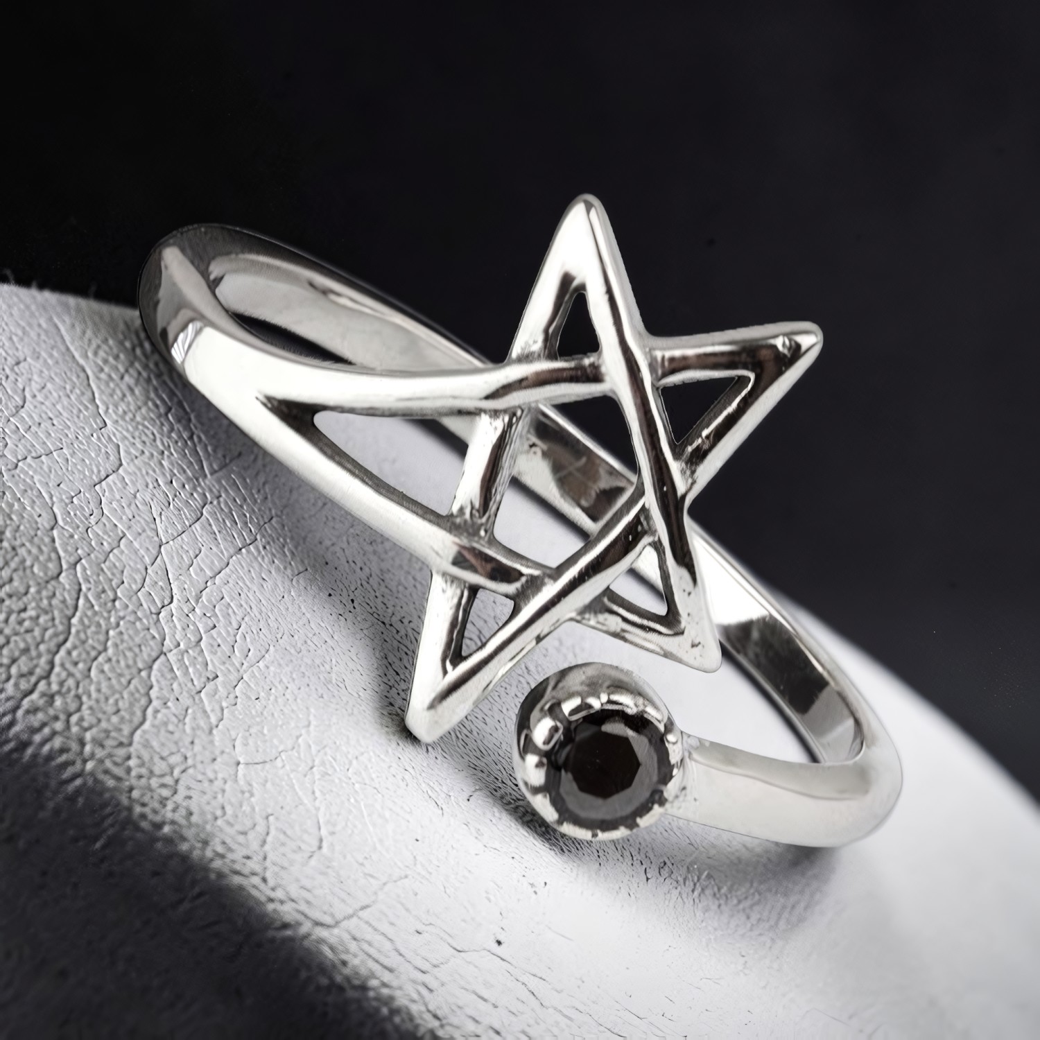 Ring Pentagramm aus Edelstahl – Toms-Silver Schmuck