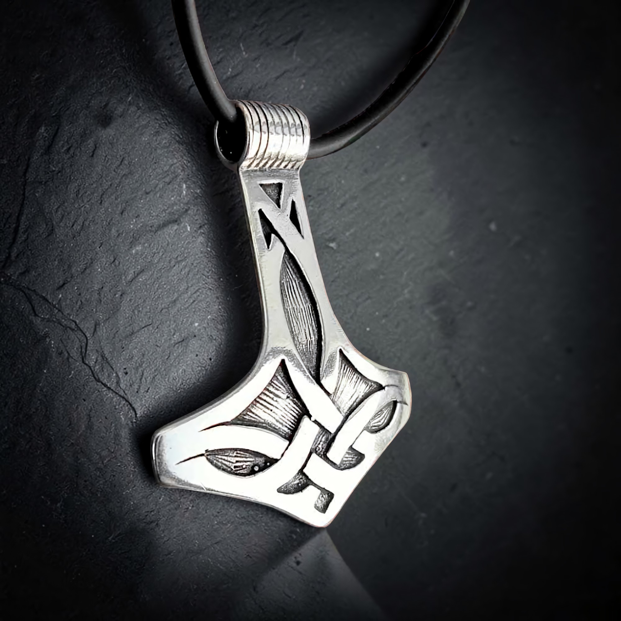 Thors Hammer Anhänger mit keltischen Knoten Silber 925