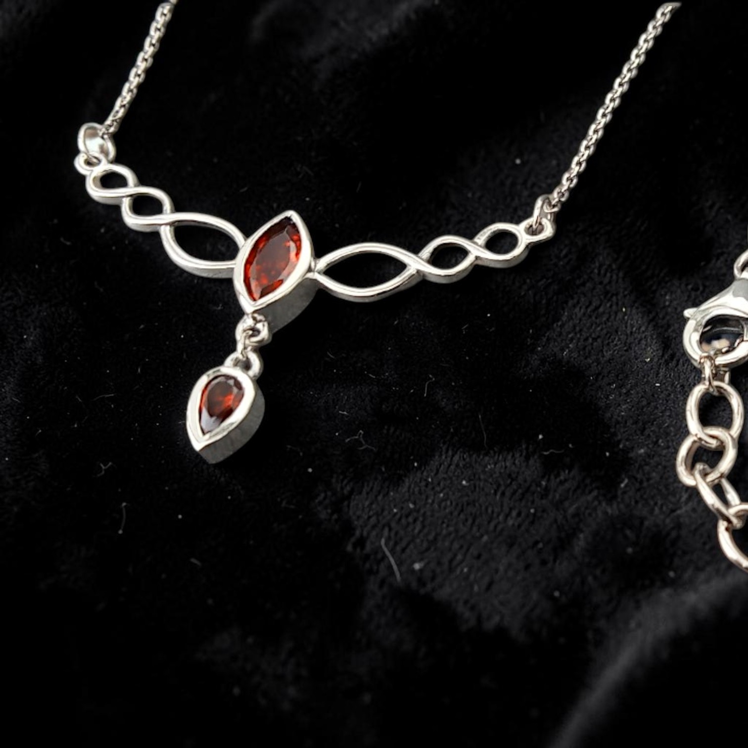 Halskette Ornament silber mit roten Steinen 925 Sterling Collier mit Zirkonia