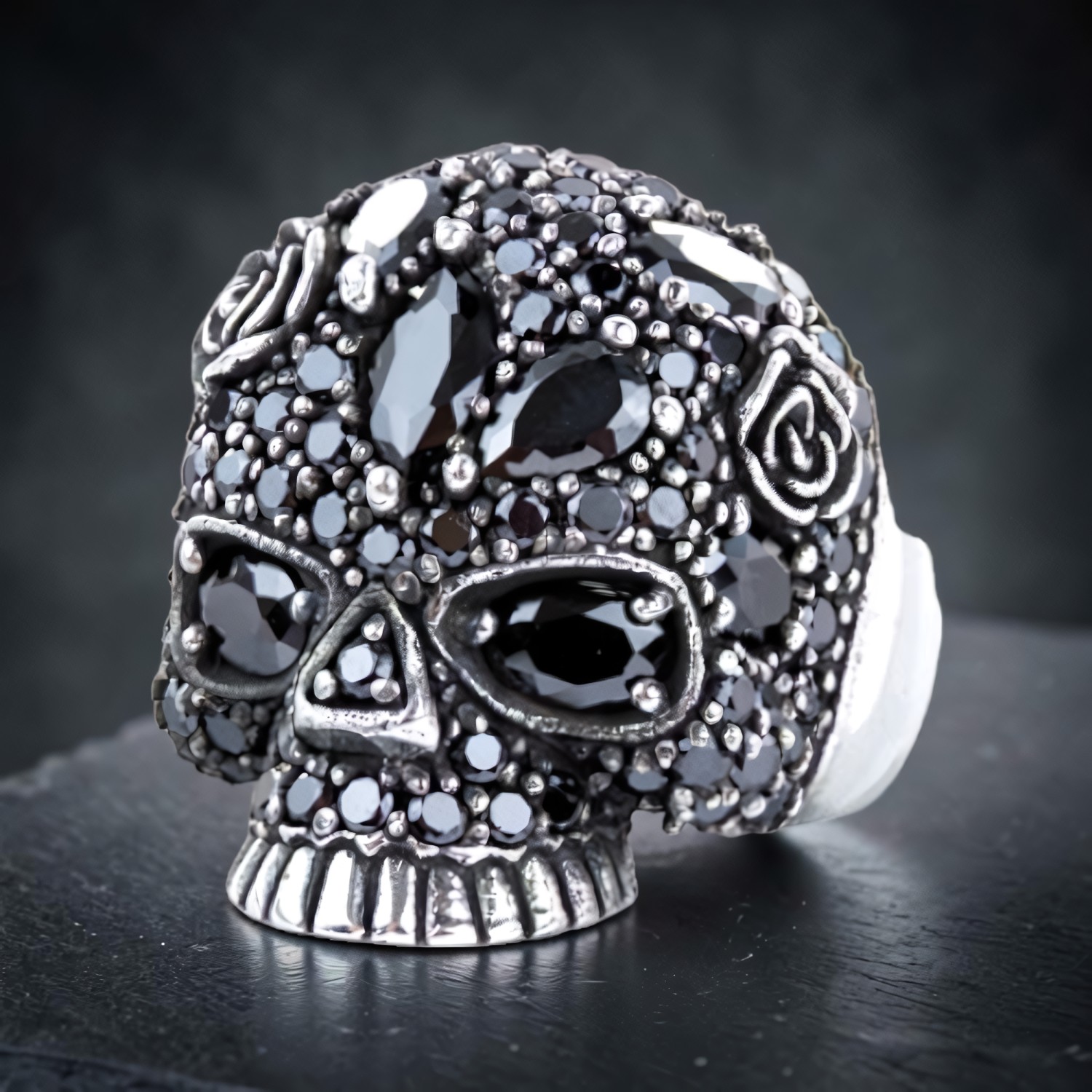 Ring Sparkling Skull aus 925 Silber – Toms-Silver Schmuck