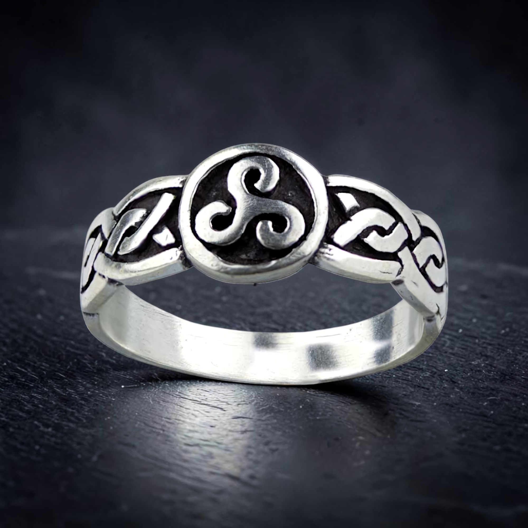 Ring Triskele mit keltischem Flechtmuster aus 925 Sterling Silber