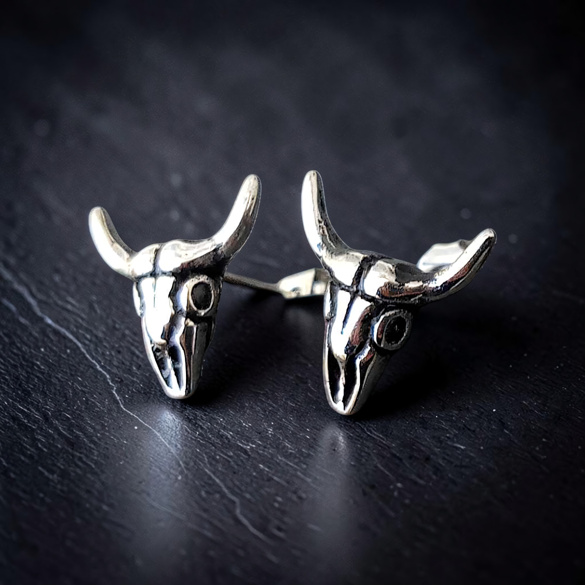 Stierschädel Ohrstecker Stier Ohrringe Büffel aus Edelstahl