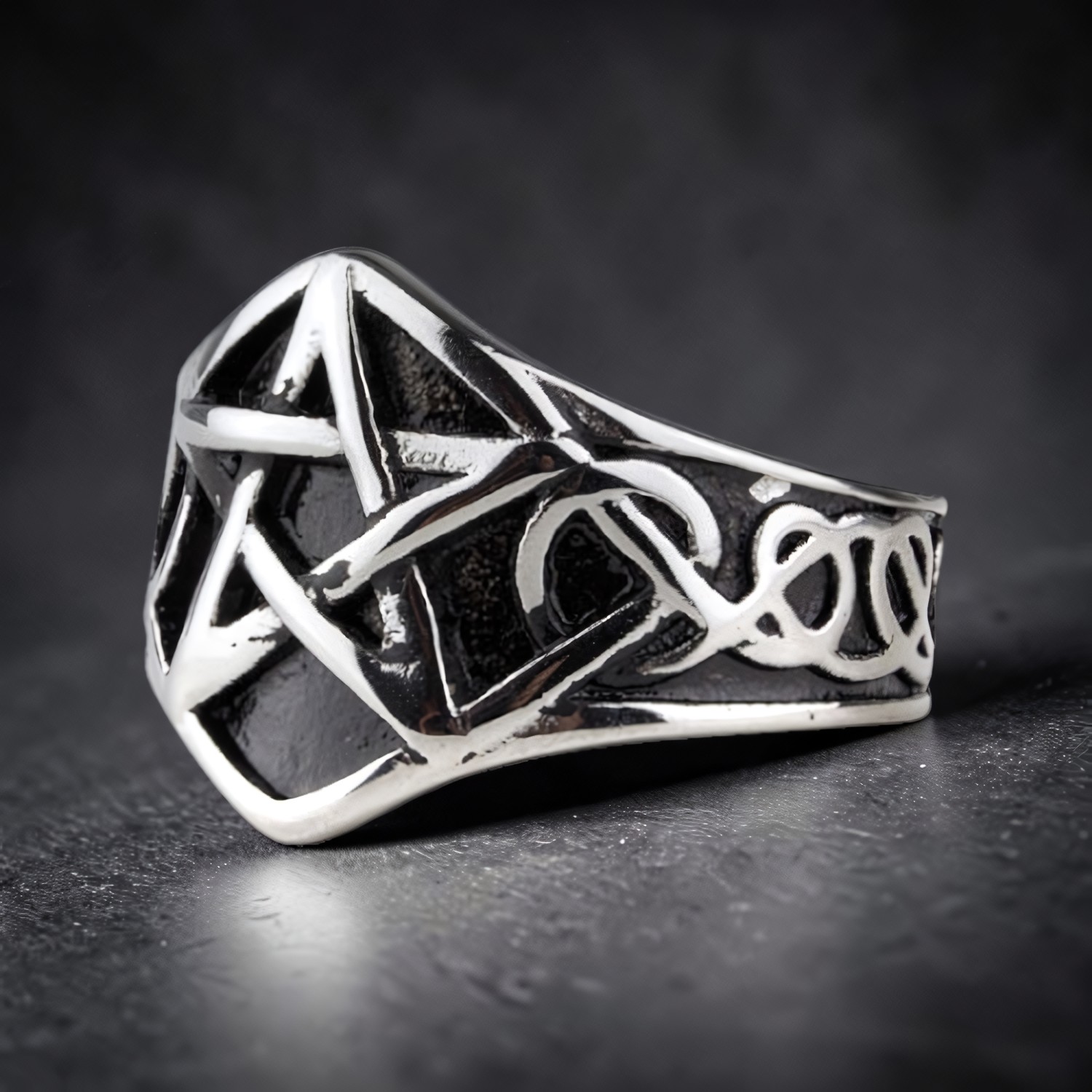 Ring Pentagramm aus Edelstahl – Toms-Silver Schmuck