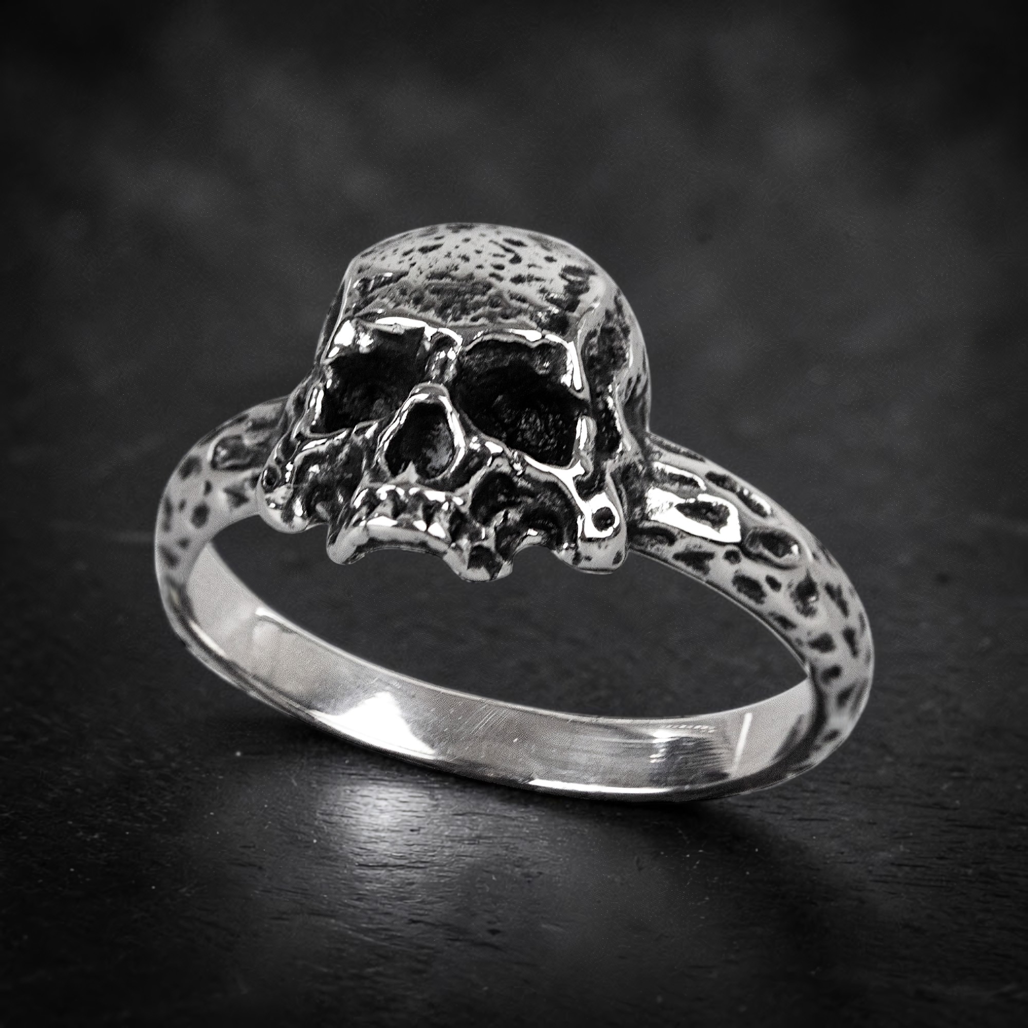 Ring Little Skull aus Edelstahl – Toms-Silver Schmuck