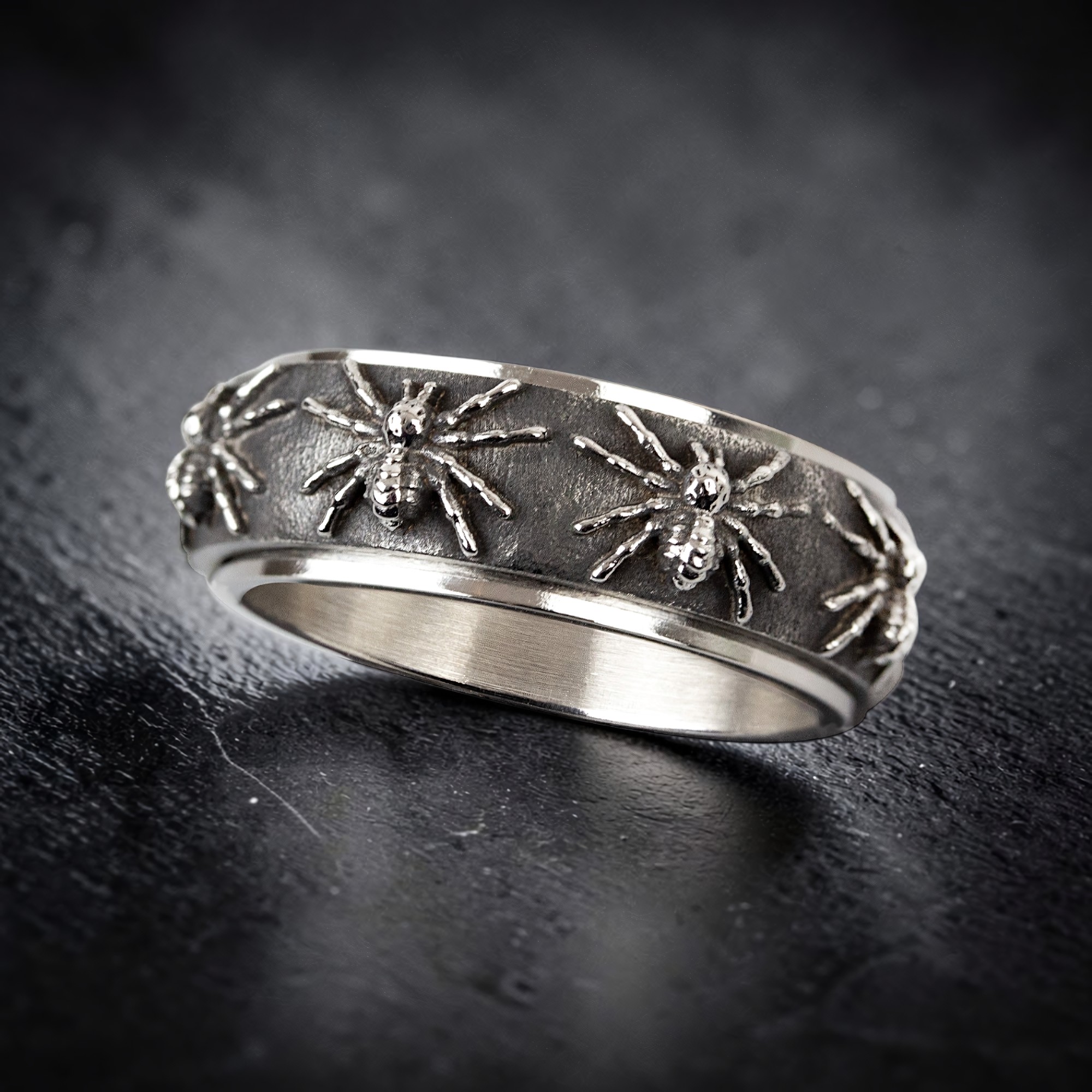 Ring Moving Spiders aus Edelstahl – Toms-Silver Schmuck
